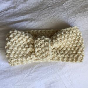 Hand knit headband